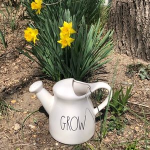 Rae Dunn GROW Watering Can LL
